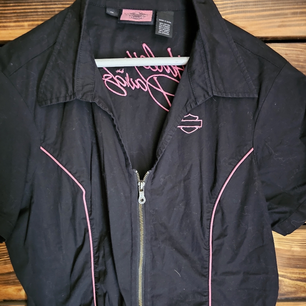 Black and Pink Women's Top